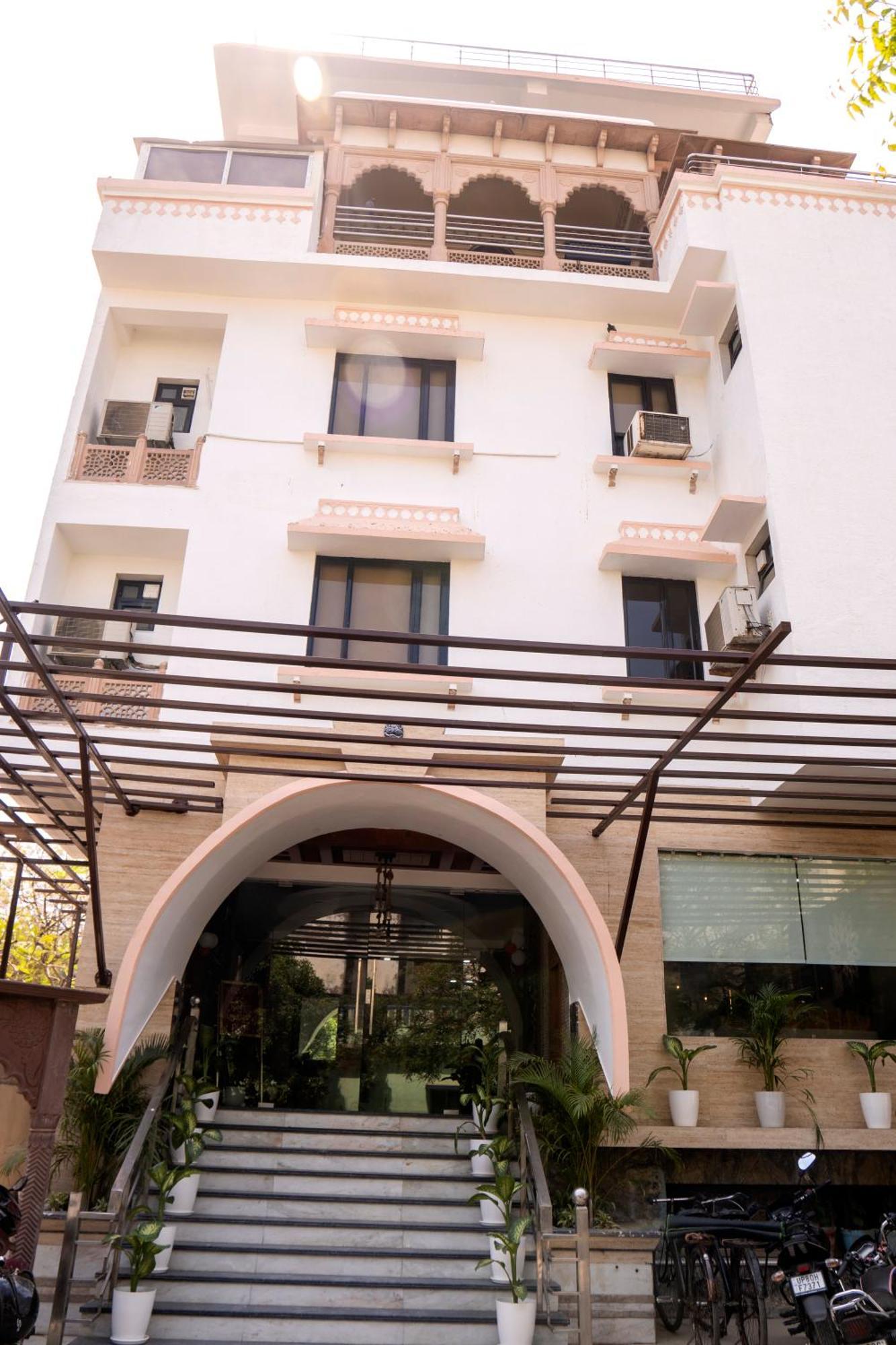 Hotel Sun Grand Агра Екстер'єр фото